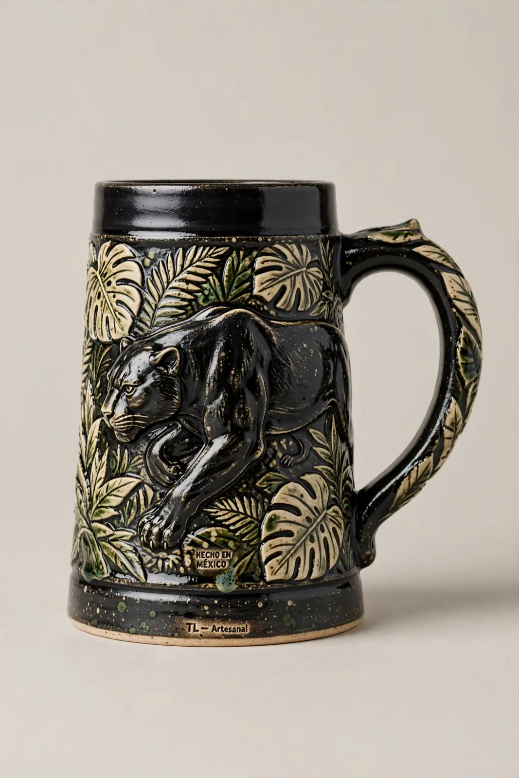 Stein — Pantera Negra: the black panther relief stein